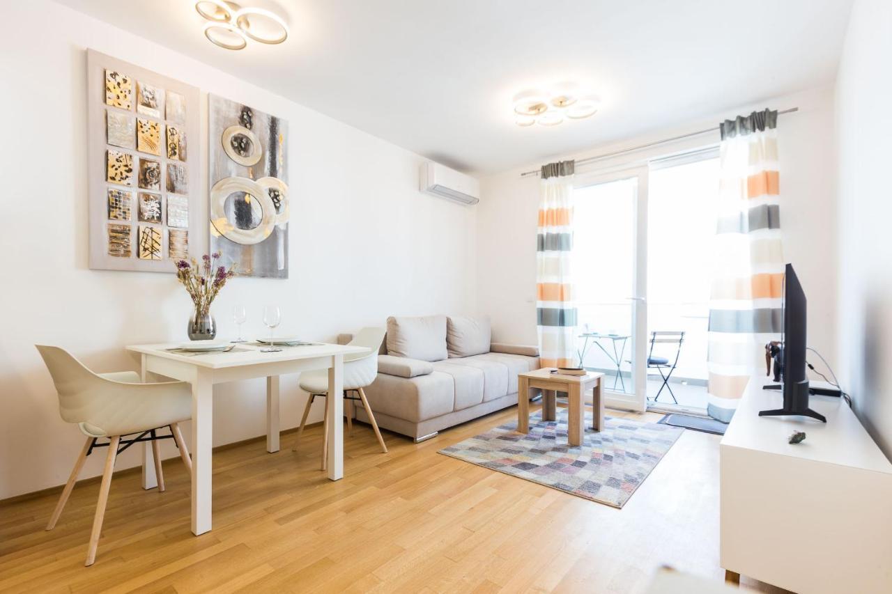 Tanja Modern Apartment With Balcony And Parking Garage Zadar Eksteriør billede