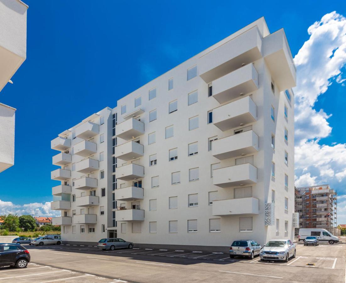 Tanja Modern Apartment With Balcony And Parking Garage Zadar Eksteriør billede