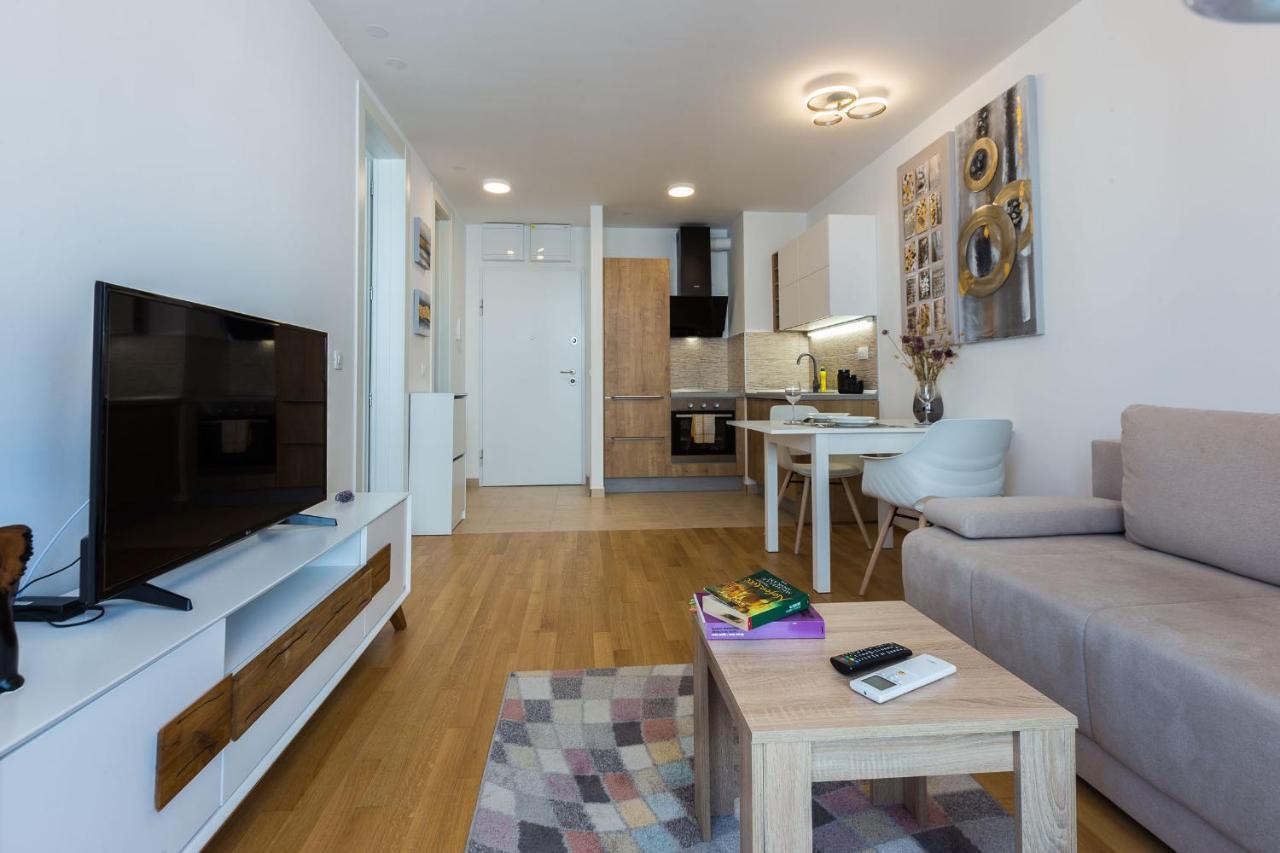 Tanja Modern Apartment With Balcony And Parking Garage Zadar Eksteriør billede