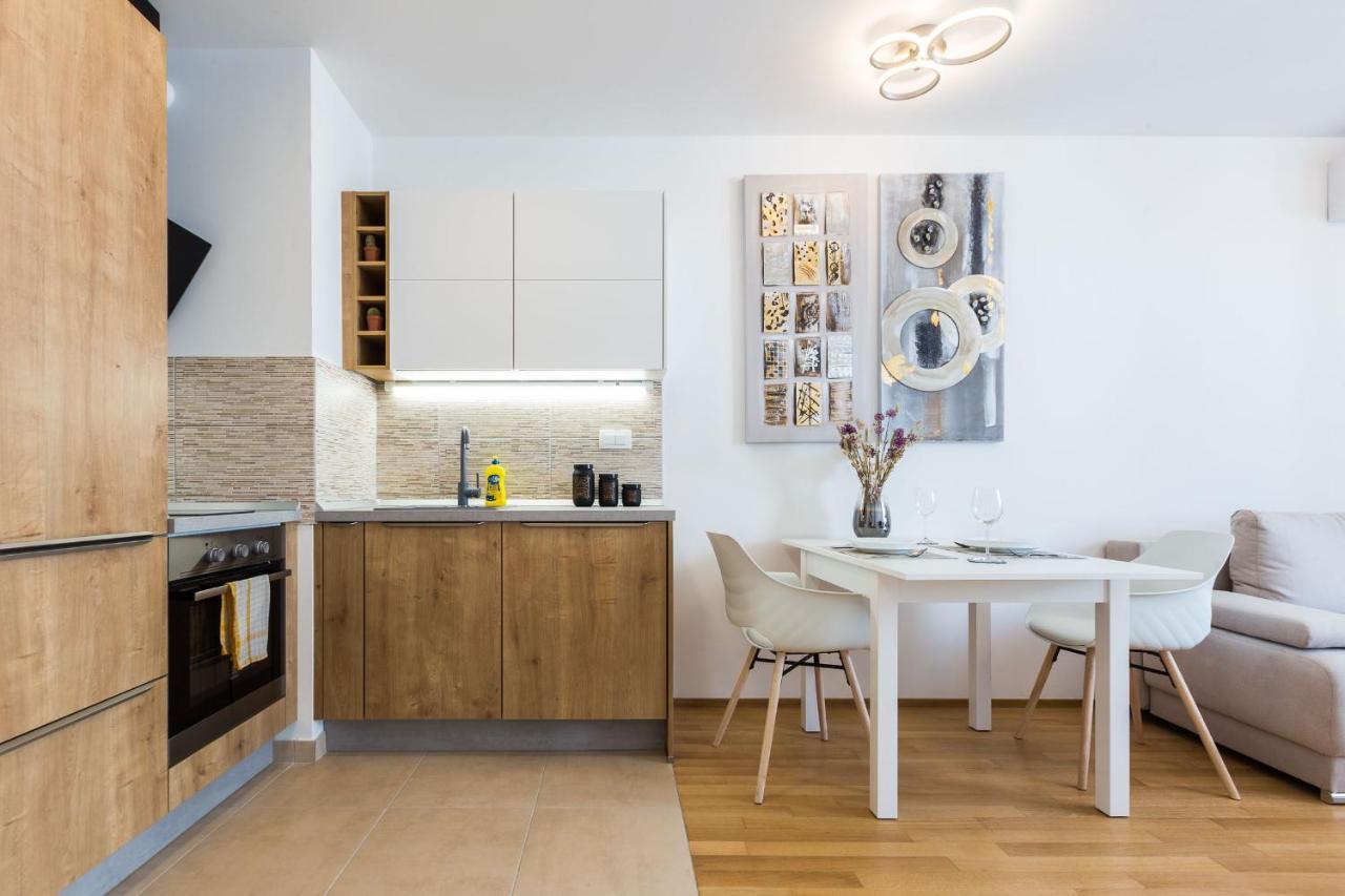 Tanja Modern Apartment With Balcony And Parking Garage Zadar Eksteriør billede