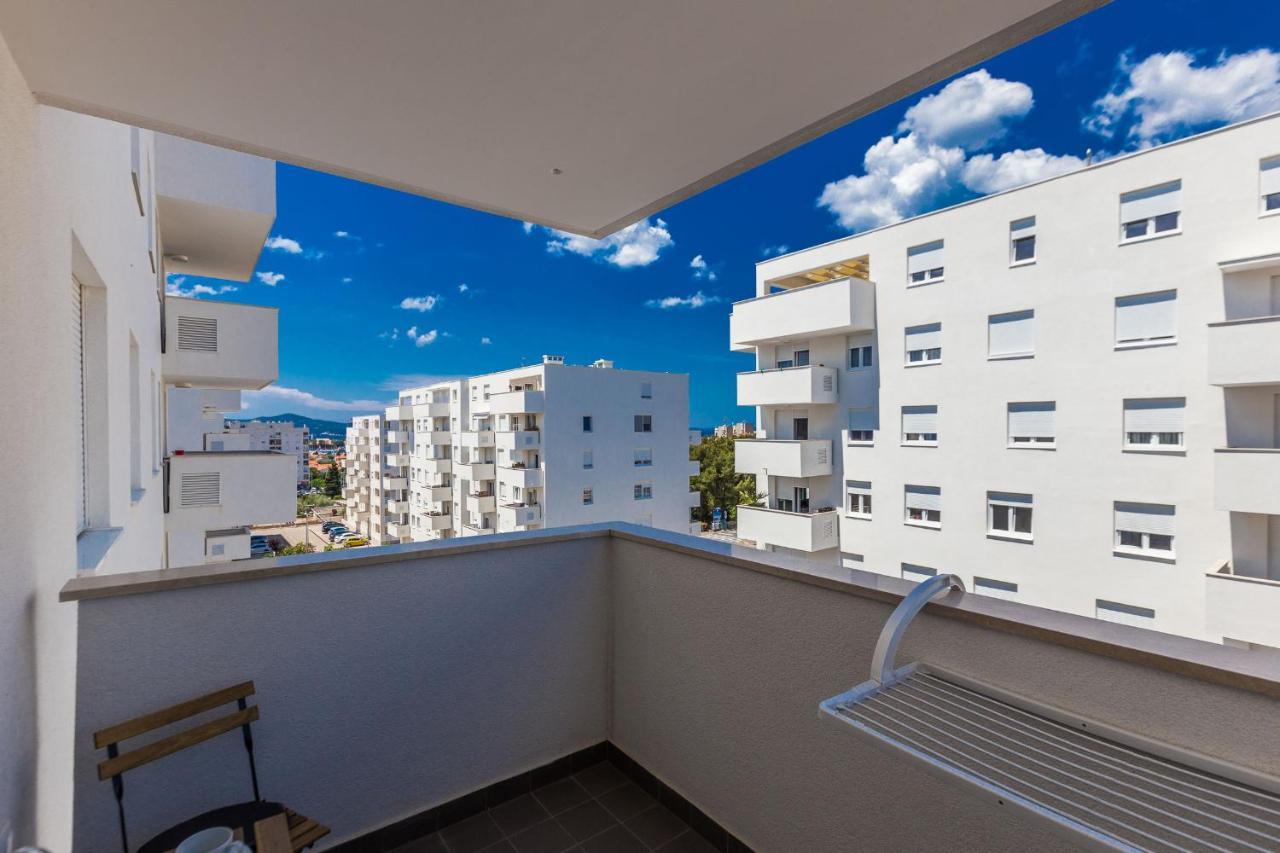 Tanja Modern Apartment With Balcony And Parking Garage Zadar Eksteriør billede